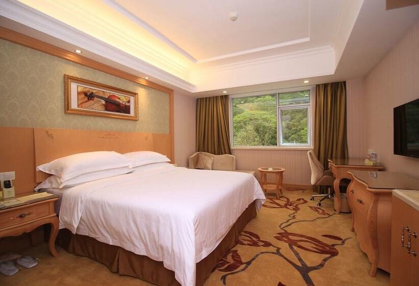 Vienna Hotel Binhai Pearl Branch