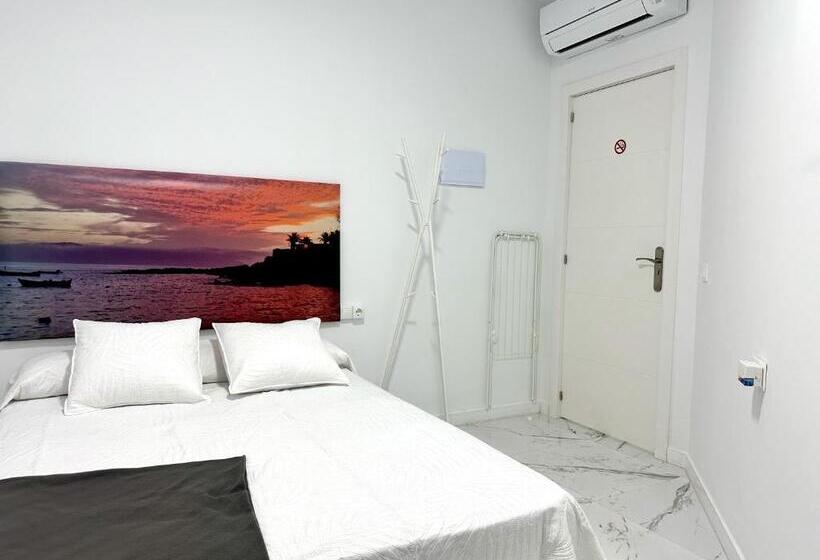 Alcalá Retreat: Ocean View & Modern Comfort