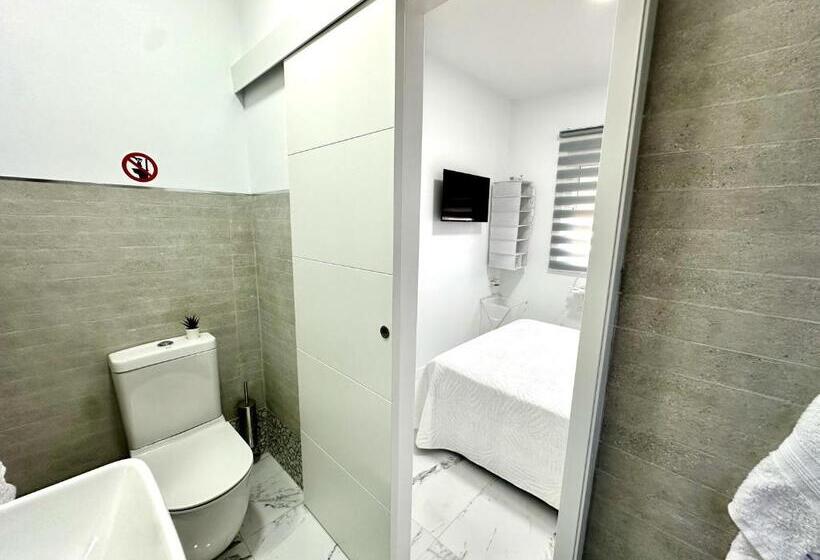 Alcalá Retreat: Ocean View & Modern Comfort