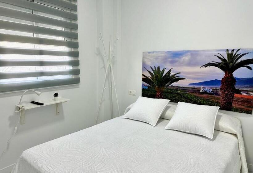 Alcalá Retreat: Ocean View & Modern Comfort