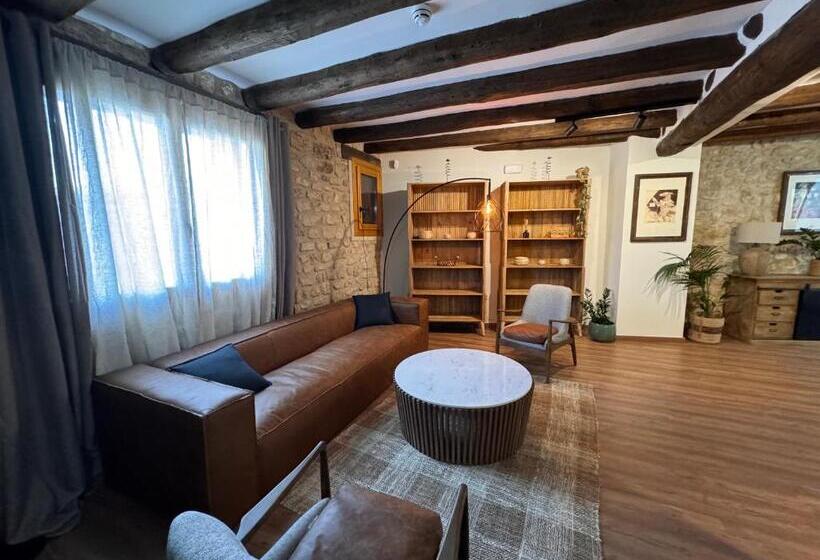 Apartamentos Villa De Goya