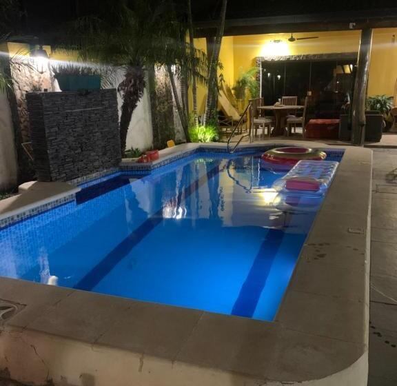 Bed And Breakfast 879