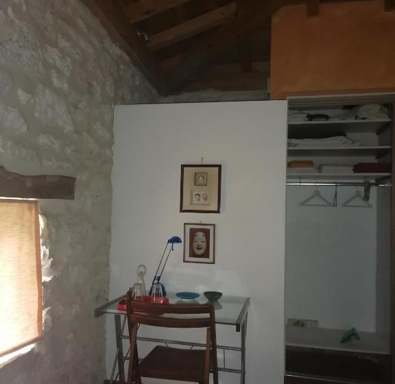 Bed and Breakfast Chez Yvette & Shoji