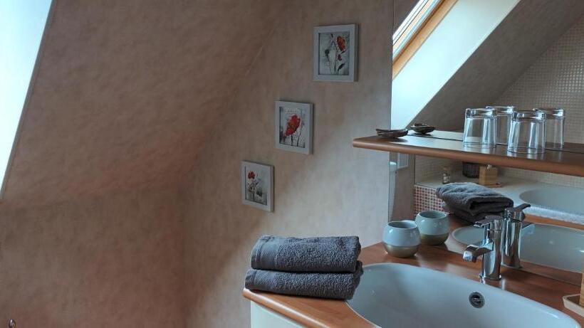 住宿加早餐  La Maison Des Poulains