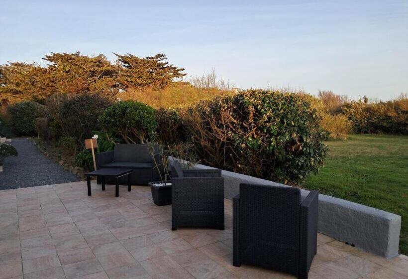 민박 La Maison Des Poulains