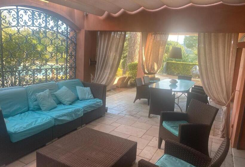 住宿加早餐  L’hacienda Francesa