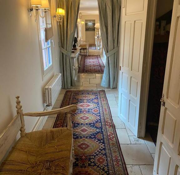 ベッドアンドブレックファースト L’hacienda Francesa