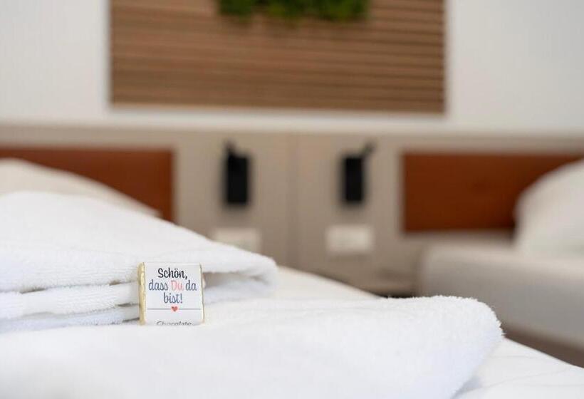 Comfort Housing Apartments