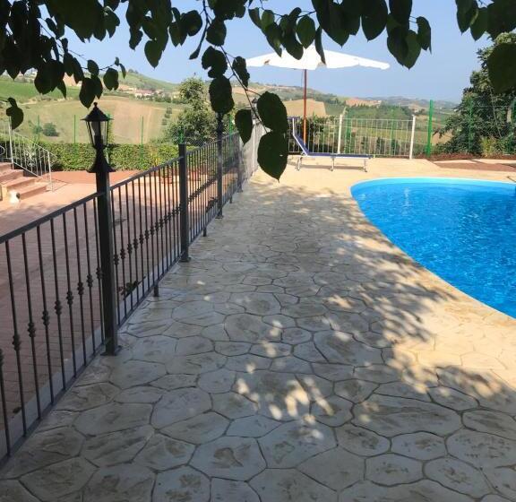 فندق Agriturismo Cerquatonda