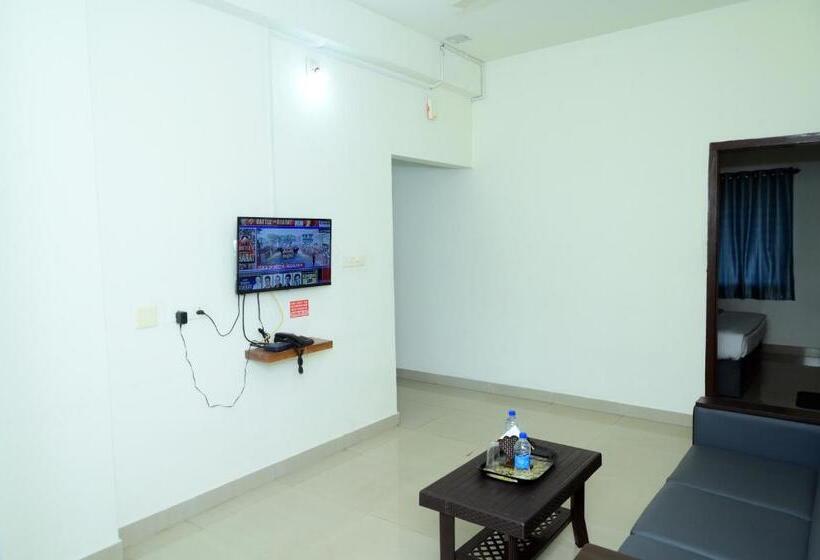 בית מלון כפרי Aradhya Inn Deralakatte