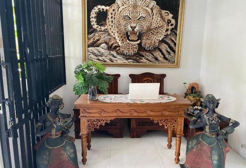 فندق Capital O 93608 Yy S House Syariah