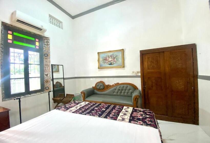 فندق Capital O 93608 Yy S House Syariah