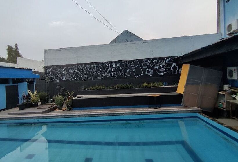 בית מלון כפרי Kinasih