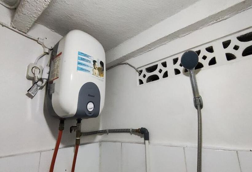 בית מלון כפרי Kinasih