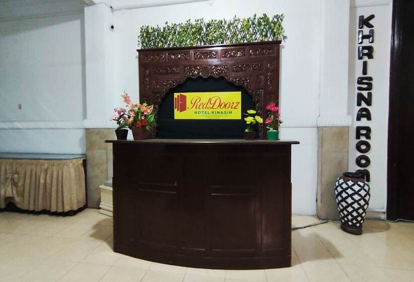 בית מלון כפרי Kinasih