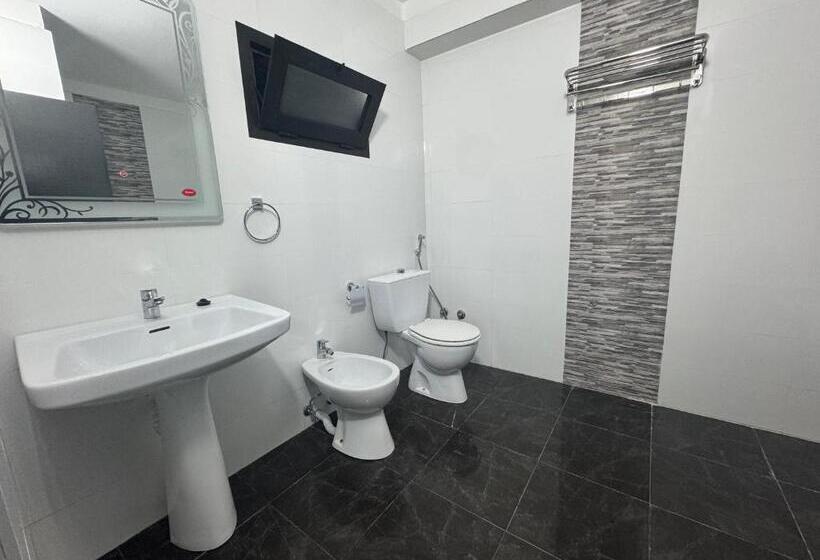 בית מלון כפרי Crystal Boulevard Single/double