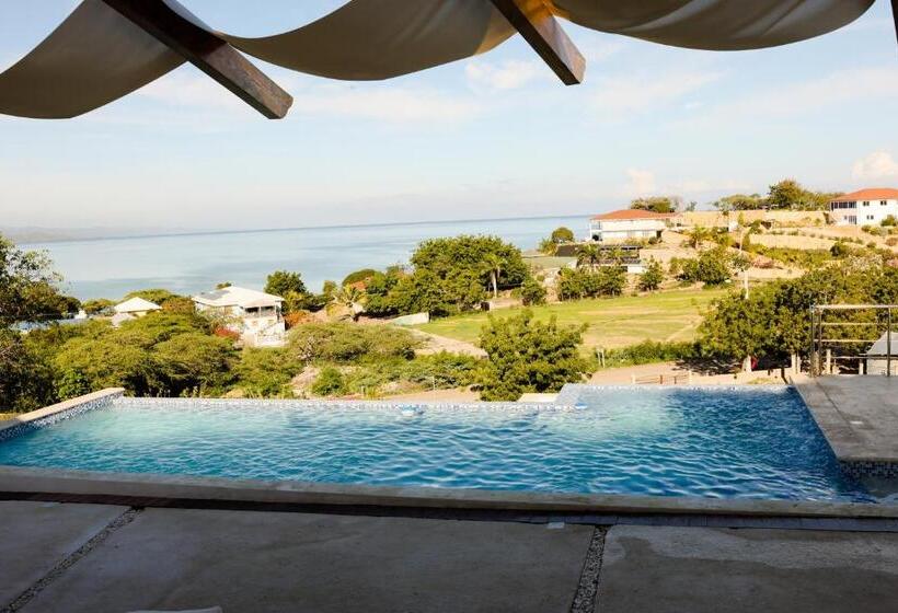 בית מלון כפרי Don Bululo Camping Lodge