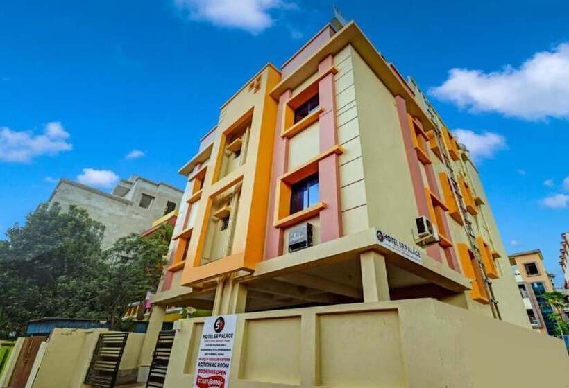 בית מלון כפרי Goroomgo Sr Palace Bhubaneswar