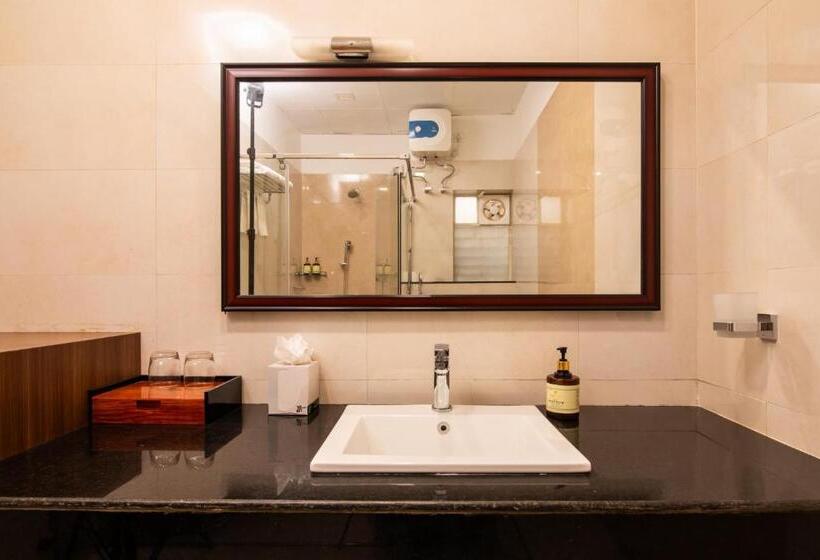 호텔 Mayfair World Cup Village