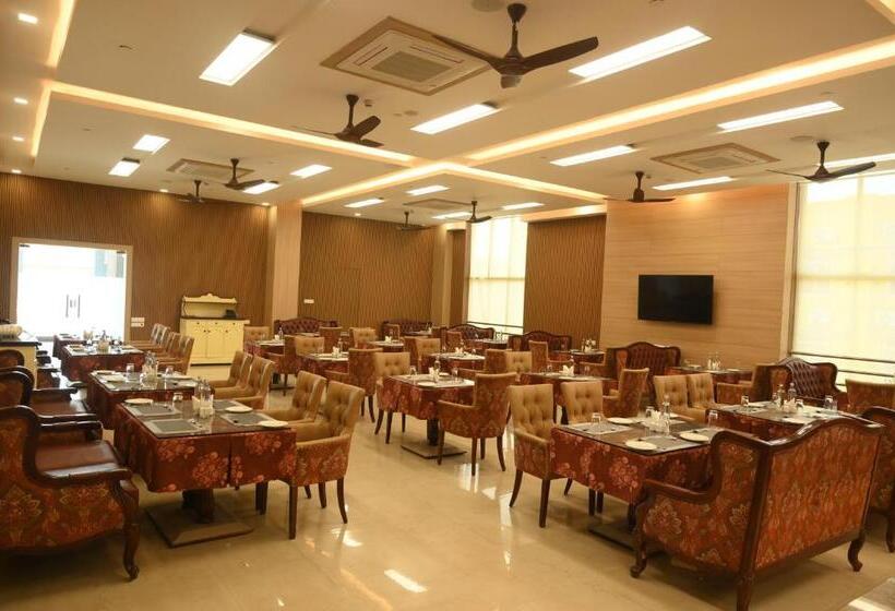 호텔 Mayfair World Cup Village