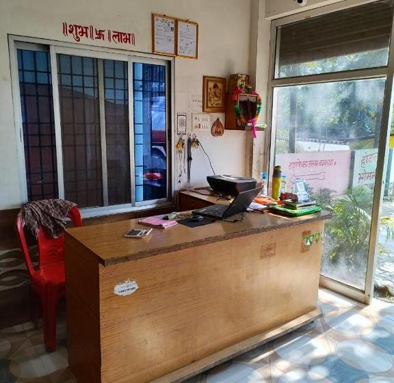 호텔 Omni Palace By Bookingcare