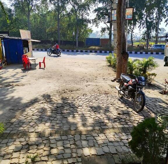 호텔 Omni Palace By Bookingcare