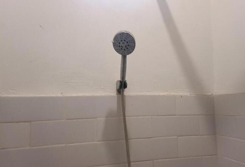 فندق Oyo 93626 Hi Homestay & Group