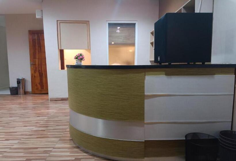 فندق Oyo 93626 Hi Homestay & Group