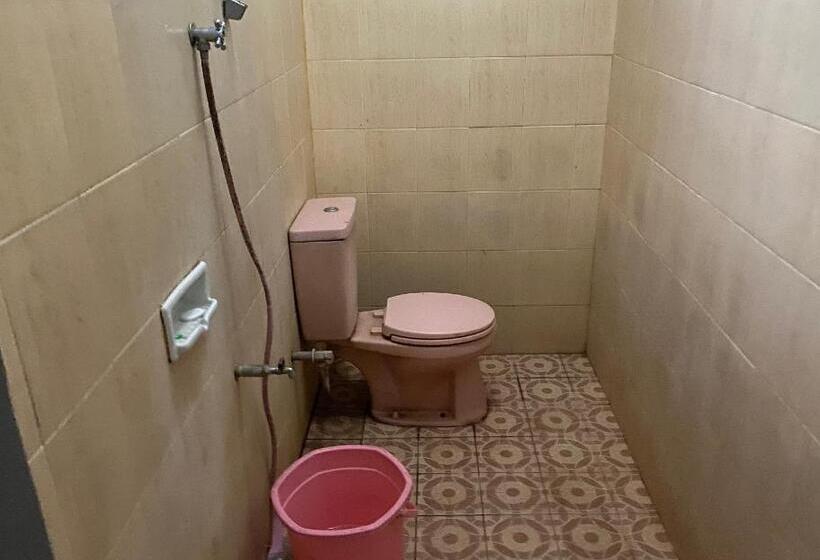 בית מלון כפרי Oyo 93632 Ramasta Homestay