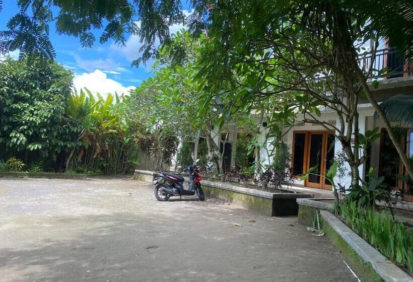 בית מלון כפרי Oyo 93632 Ramasta Homestay