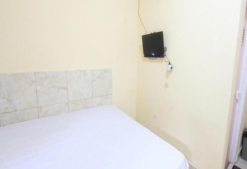 Отель Oyo 93666 Lestari Homestay