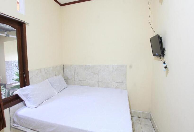 Отель Oyo 93666 Lestari Homestay