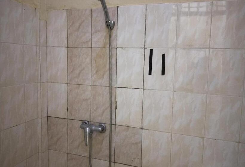 Отель Oyo 93666 Lestari Homestay