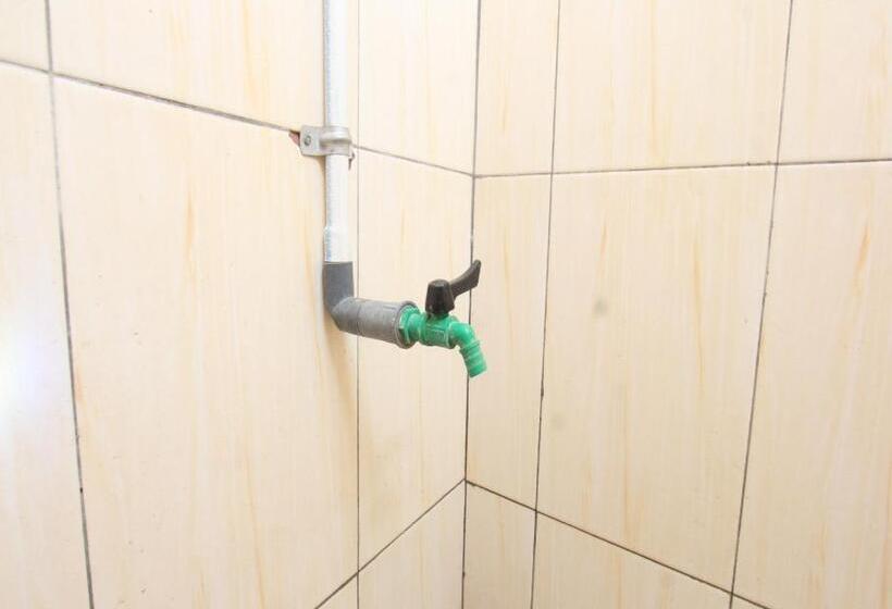 Отель Oyo 93666 Lestari Homestay