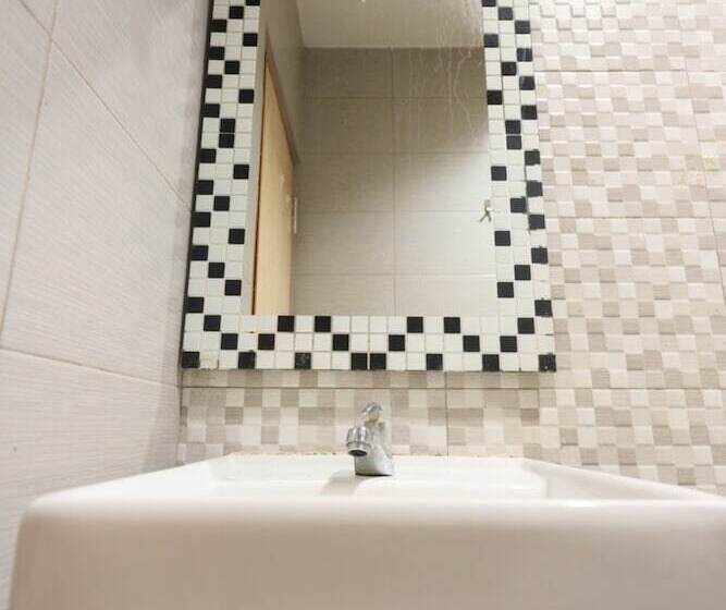 فندق Oyo 93667 Penginapan Pelangi