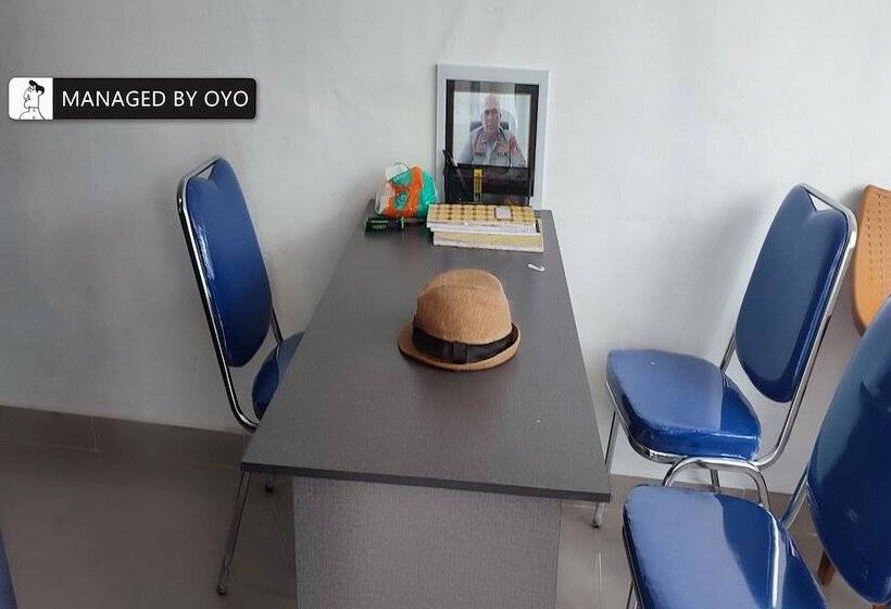 ホテル Oyo 93669 Gandaria Guest House