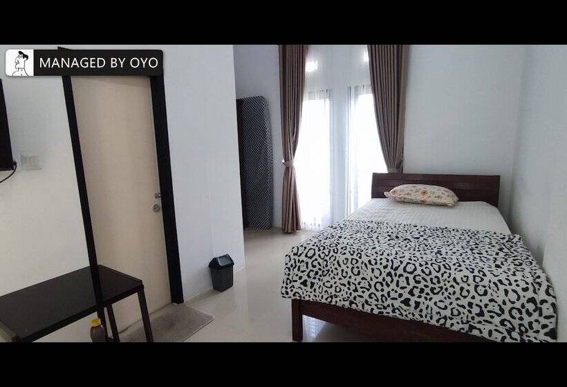 ホテル Oyo 93669 Gandaria Guest House
