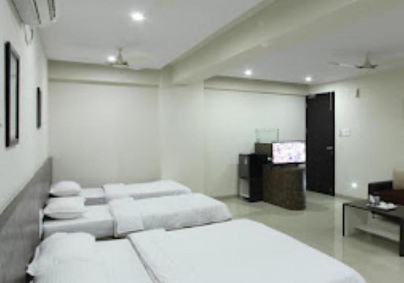 Hotel Panchavad Pride , Nashik