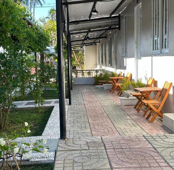 هتل Pharos Guesthouse