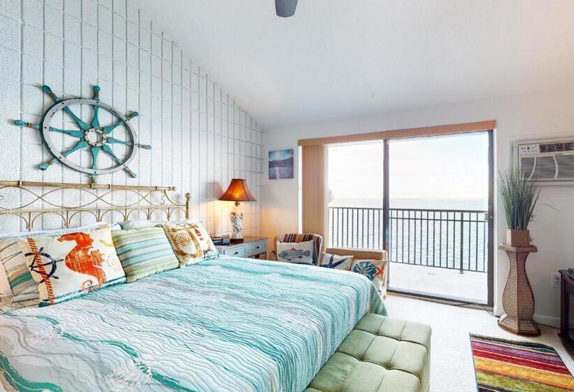 هتل Pintail Point Unit 305