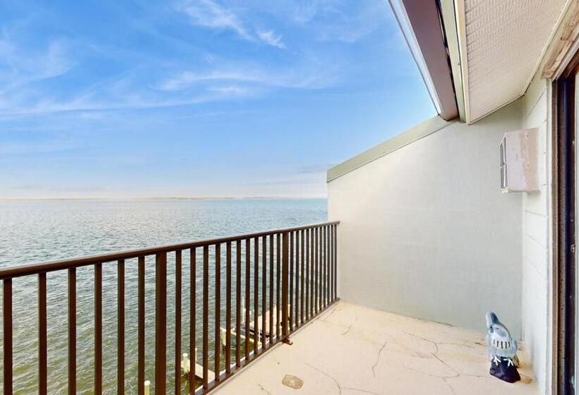 فندق Pintail Point Unit 305