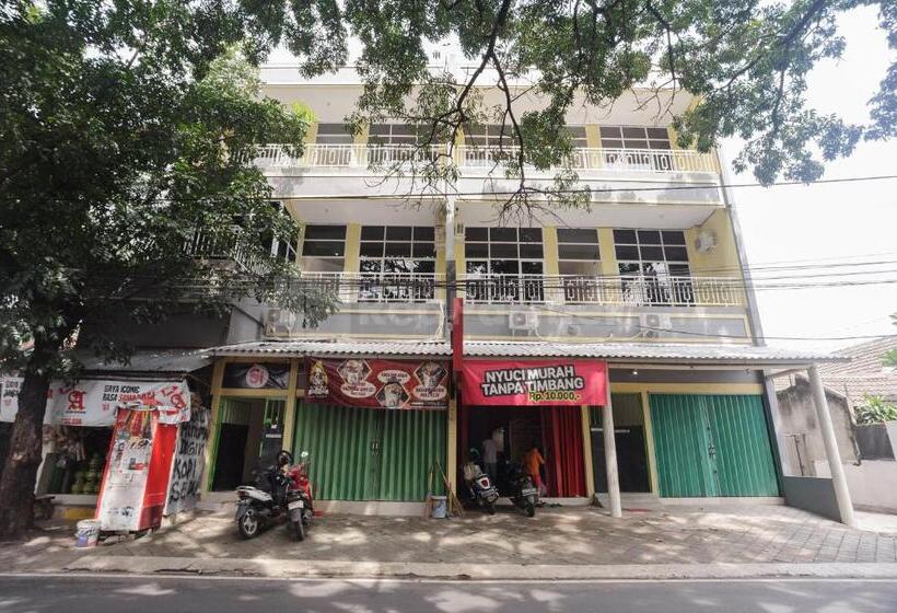 هتل Rawa Buntu House Redpartner