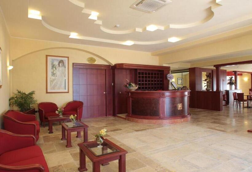 호텔 Relais Dei Normanni