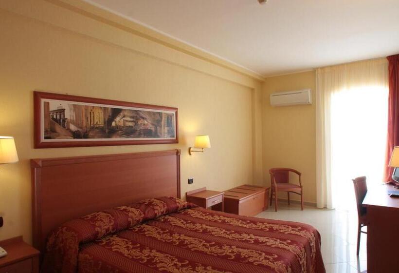 호텔 Relais Dei Normanni