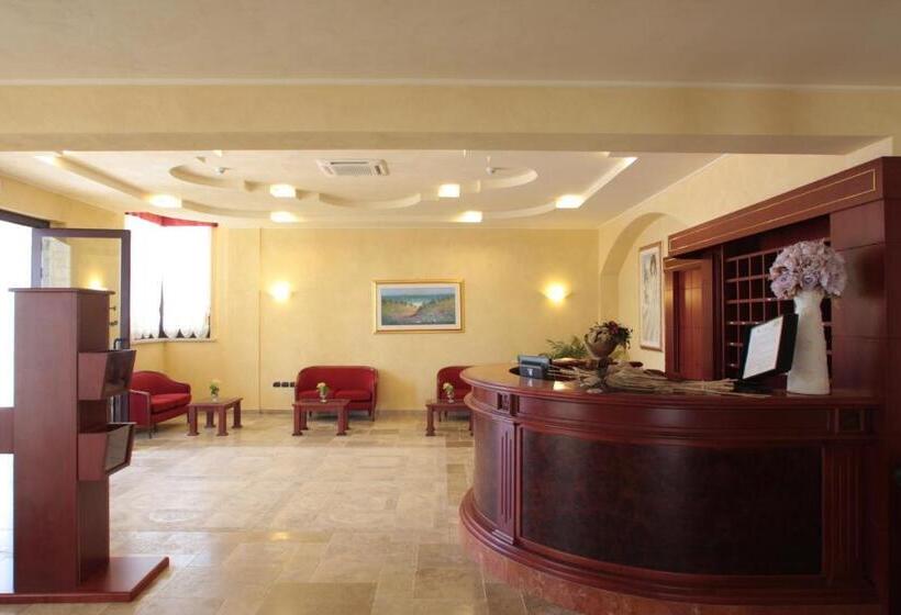 호텔 Relais Dei Normanni