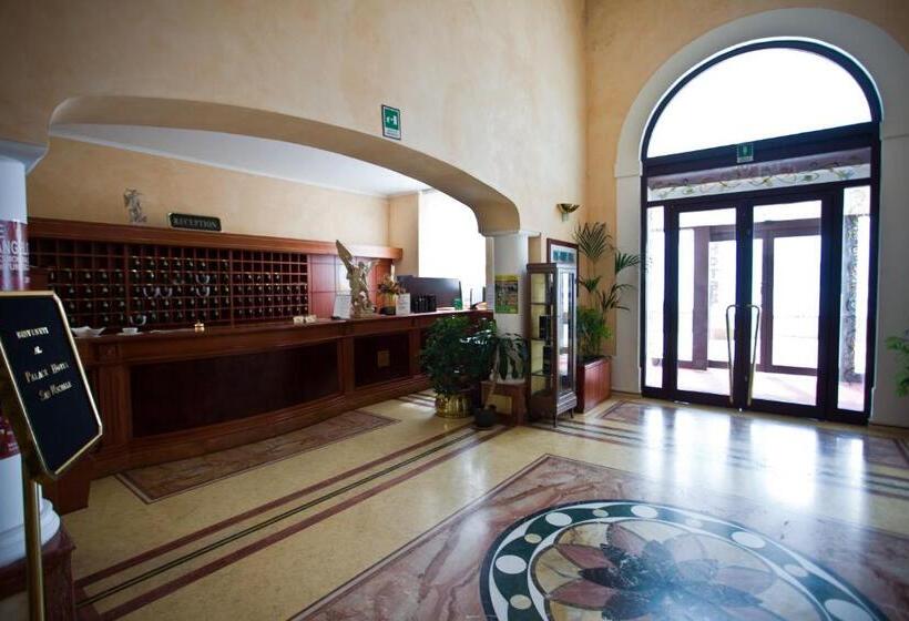 호텔 Relais Dei Normanni