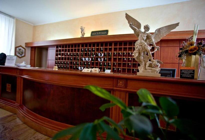 호텔 Relais Dei Normanni