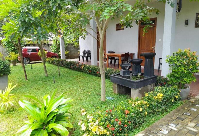 בית מלון כפרי Sanhida Polonnaruwa