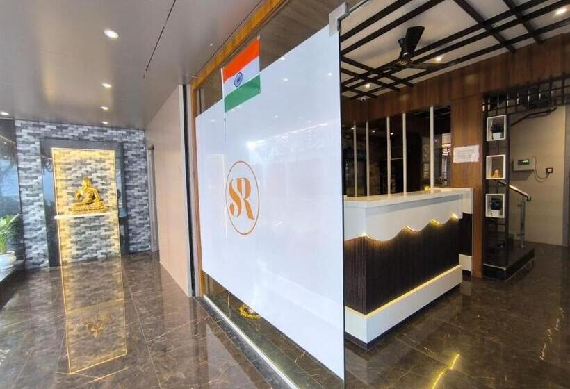 酒店 Sharan Residency