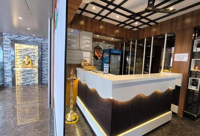 酒店 Sharan Residency